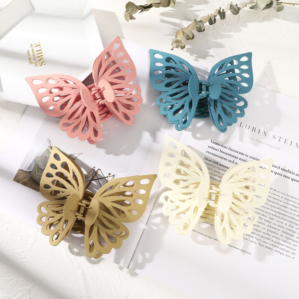 Butterfly Hair Claw Clip Women's Extra Large Hair Claw Hollow Butterfly Hair Clip Women's Girl Party Hair Accessories 1 Piece C-359