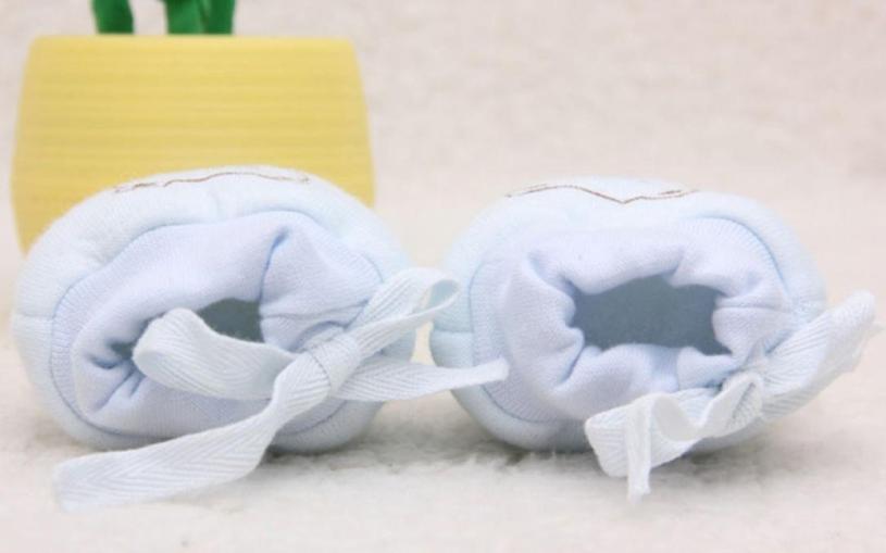 Lovely Baby Infant Boys Girls Anti Scratch Mittens Soft Lace-Up Warm Newborn Baby Gloves Gifts Good Quality Krystal M--36