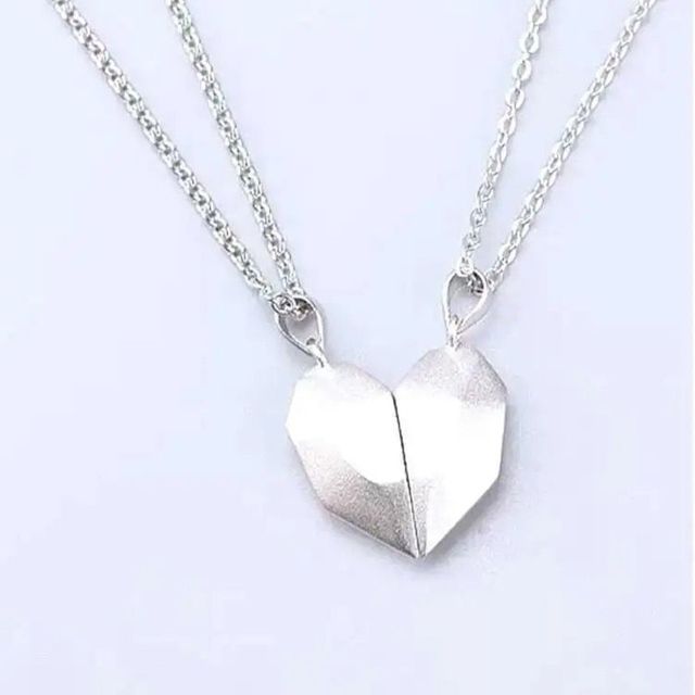 1pair Magnetic Couple Heart Shape Necklace Gothic Punk Style Jewelry Wedding Lovers Couples Valentine's Day Gift Gifts  A-1317