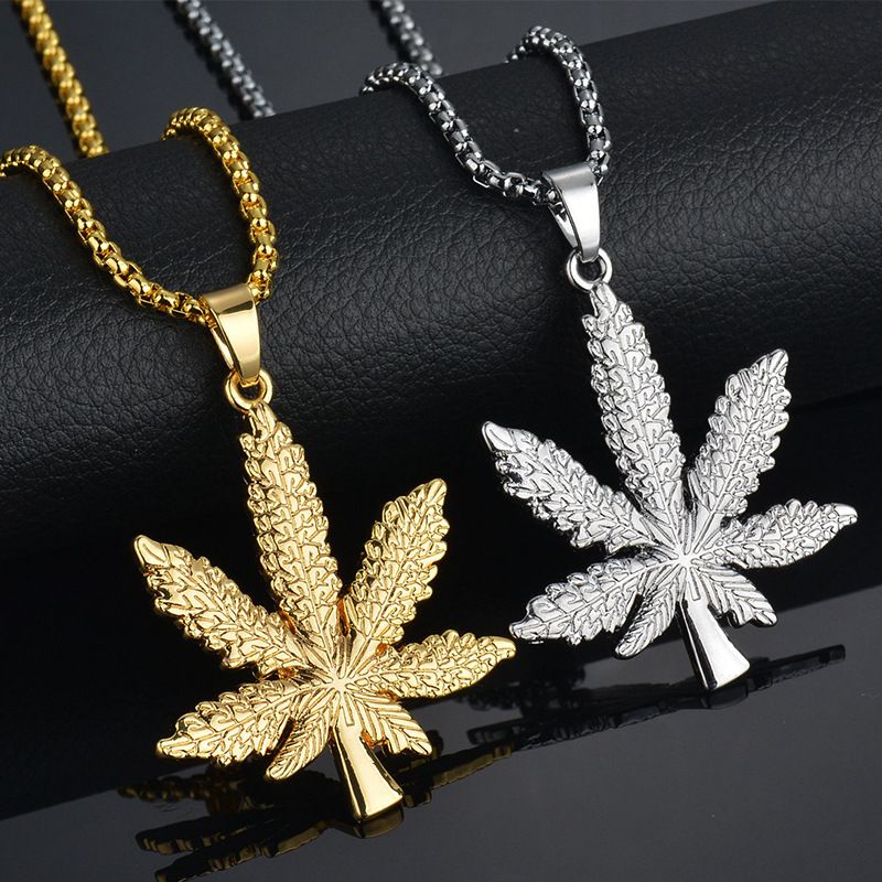 Gold and silver black maple leaf necklace Men and women with the same fashion jewelry hemp leaf pendant XL-302
