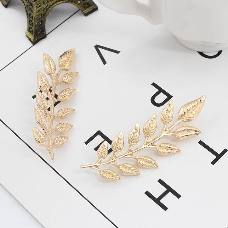 1 Pair Fashion Brooch Jewelry Exquisite Leaf Pins Brooches For Women Leaves Large Brooch Pins Gold Silver Plant Broche Collar A-27