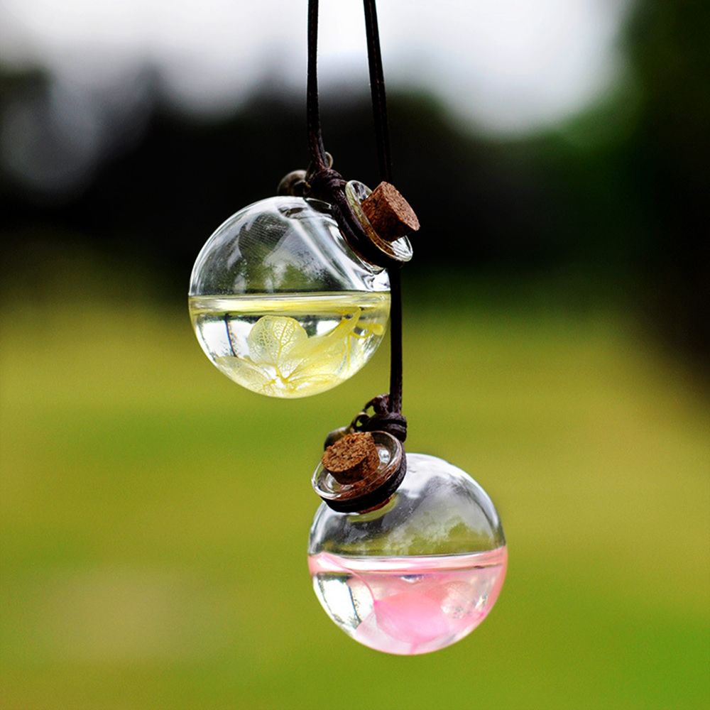 1pcs Car Hanging Perfume Pendant Fragrance Air Freshener Empty Glass Bottle For Essential Oils Diffuser Automobiles Ornaments A-979