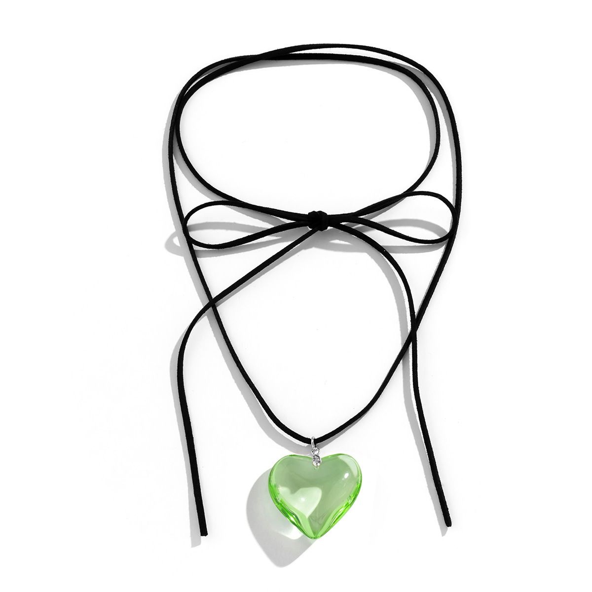 Goth Black Velvet Big Heart Pendant Choker Necklace for Women Elegant Weave Knotted Bowknot Adjustable Chain New Year Jewelry