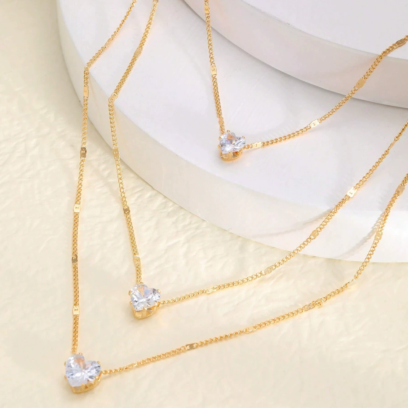 1Set of women's cold metal multi-layer necklace, fashionable and simple heart-shaped pentagram water droplet collarbone chain