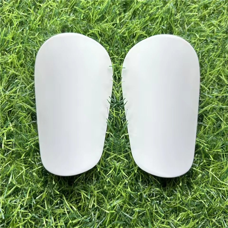 1Pair Shin Pads Wear-resistant Shock Absorbing Leg Protector Mini Shin Guards Soccer Shin Guards for Men Women Kids Boys Girls C-639