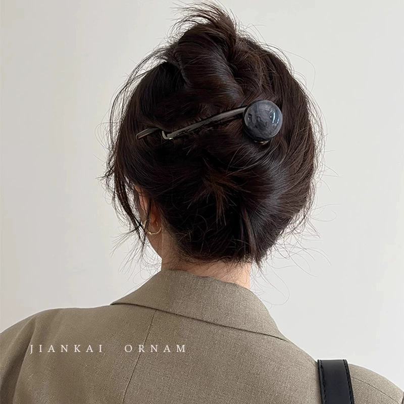 1PC New Twist Hair Clip Plastic Acrylic Bead Imitation Pearl Hairpin Twisted Design Women Hair Accessories