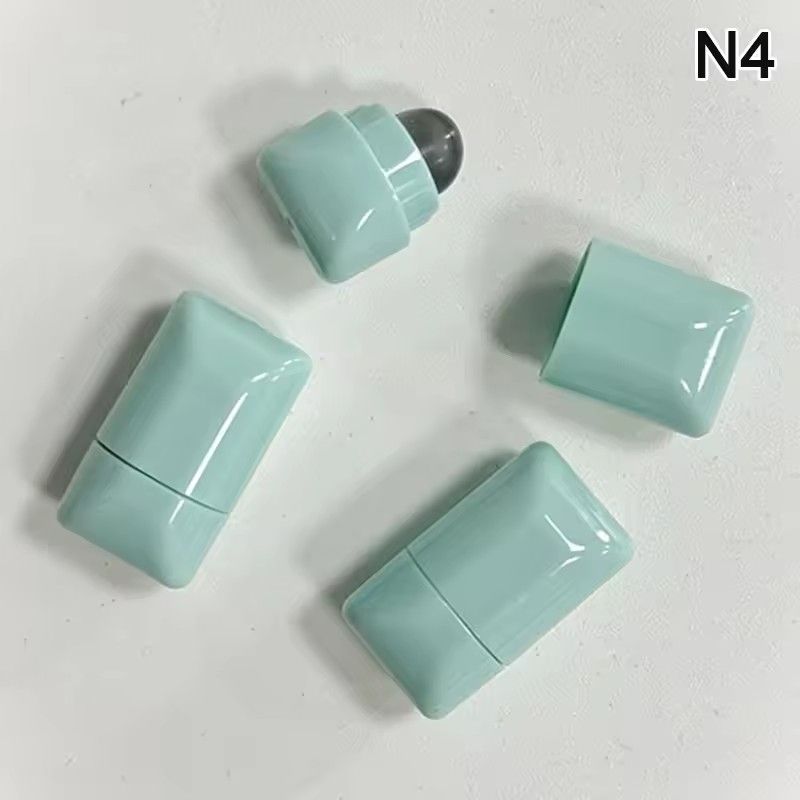1PC Mini Silicone Lip Brush with Lid Dyeing Brush Portable Brush Lip Gloss Brush