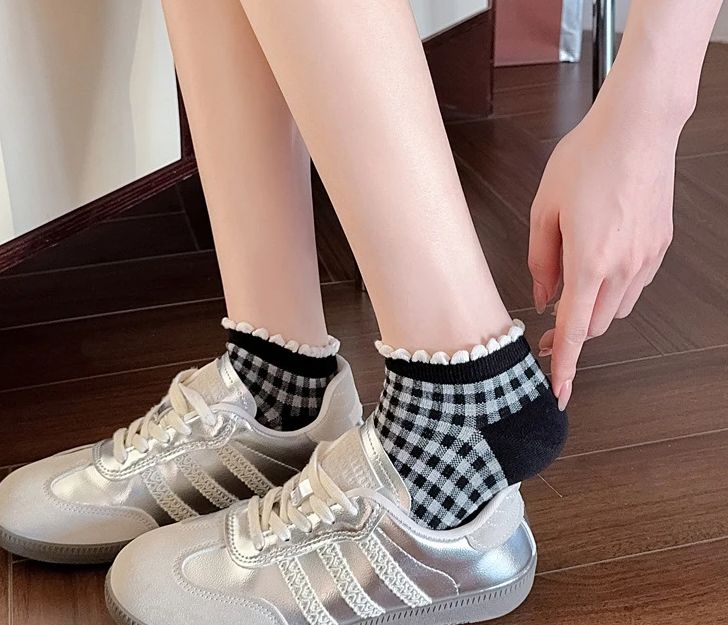 5 Pairs of Knitted Socks with Flower Edge and Butterfly Knot for Women, Sweet Style Fashionable Summer Sweat Absorbent