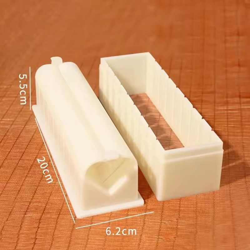 3PCS Sushi Maker Equipment Kit Plastic Kimbap Sushi Rolls Mold Round Square Heart-shaped Sushi Making Tools Cake Roll Mold