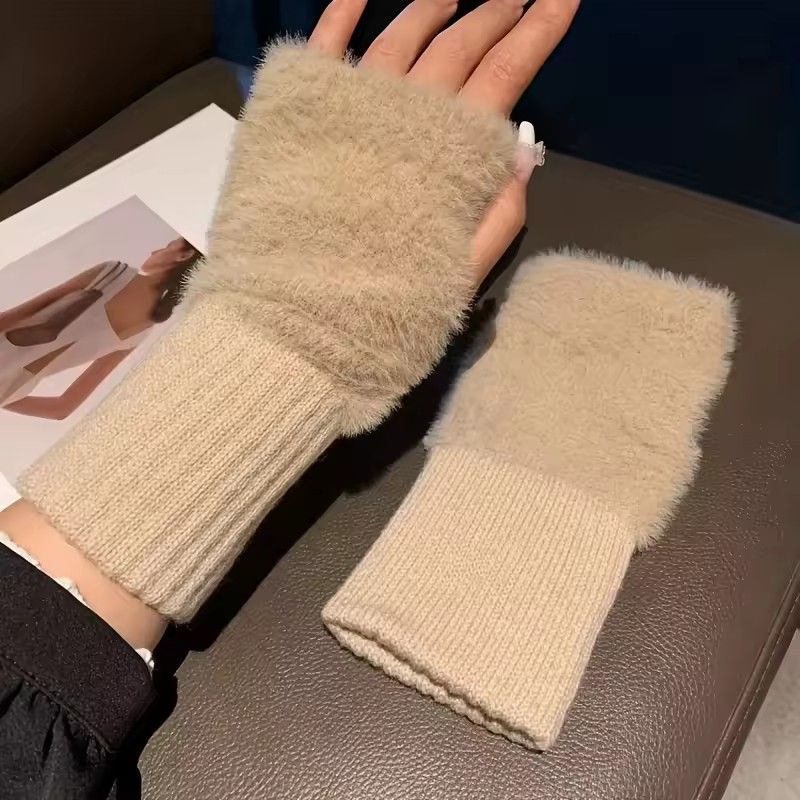 New Mink Fleece Half Finger Gloves for Women's Soft Winter Warmth Luxury Solid Color Plush Knitted Fingerless Gloves