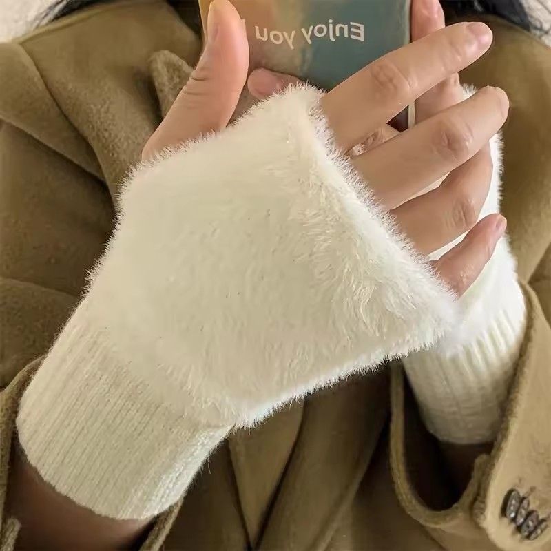 New Mink Fleece Half Finger Gloves for Women's Soft Winter Warmth Luxury Solid Color Plush Knitted Fingerless Gloves