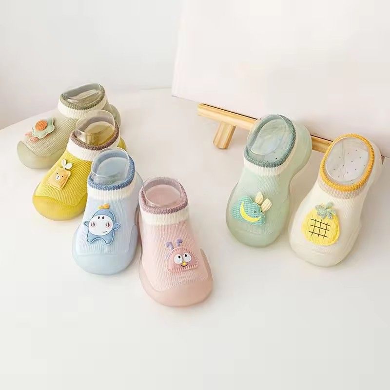 Cute baby floor shoes rubber soft breathable spring and summer boys and girls walking shoes baby soft bottom indoor