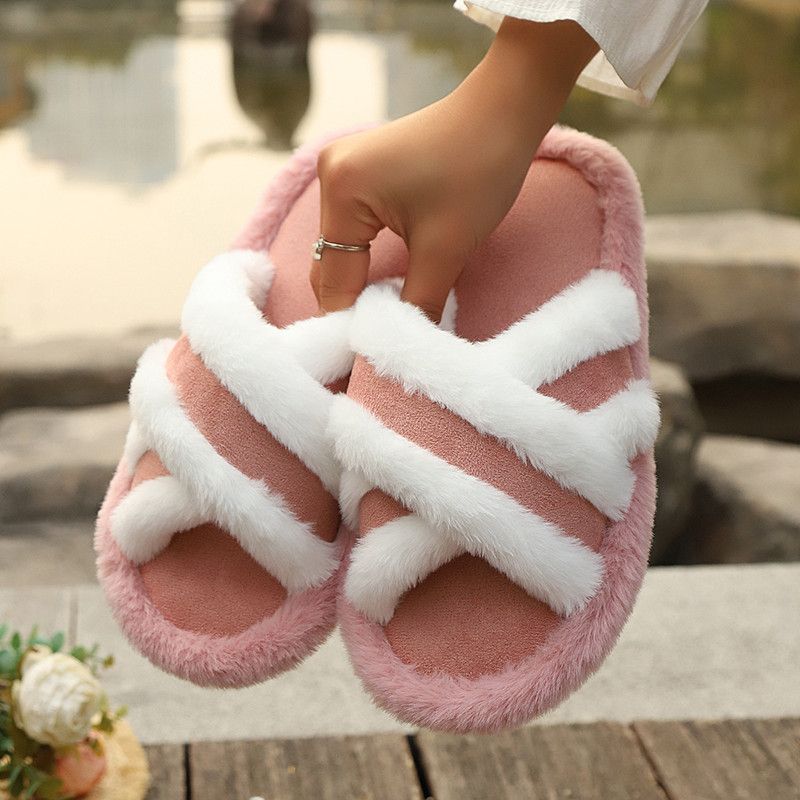 2026 New Furry Slippers Home Women's Fluffy Slides Autumn Winter Indoor Fashion EVA Light Cross Flip Flops Soft Flat Shoes Woman