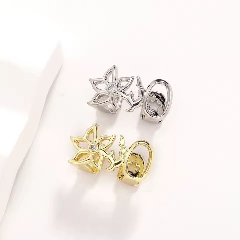 TOPGRILLZ Glossy Double Hollow Flower Tooth Grillz For Women Gold Silver Color Daily Wearable Tooth Jewelry Dental Grills B2-1057