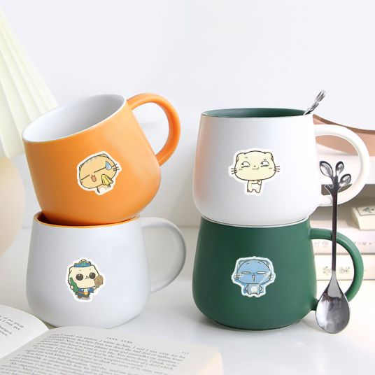 100pcs Cute Stickers DIY Waterproof Vinyl Scrapbook Phone Case Water Cup Lovely Cartoon Anime Sticker Kids Gift Toy