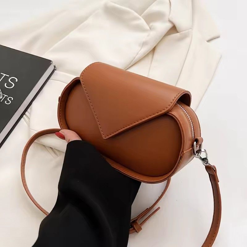 High Appearance Level Women Retro Small Bag One Shoulder Fashion Niche Explosive Network Red Trendy Crossbody Package Handbags