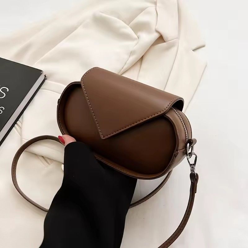 High Appearance Level Women Retro Small Bag One Shoulder Fashion Niche Explosive Network Red Trendy Crossbody Package Handbags