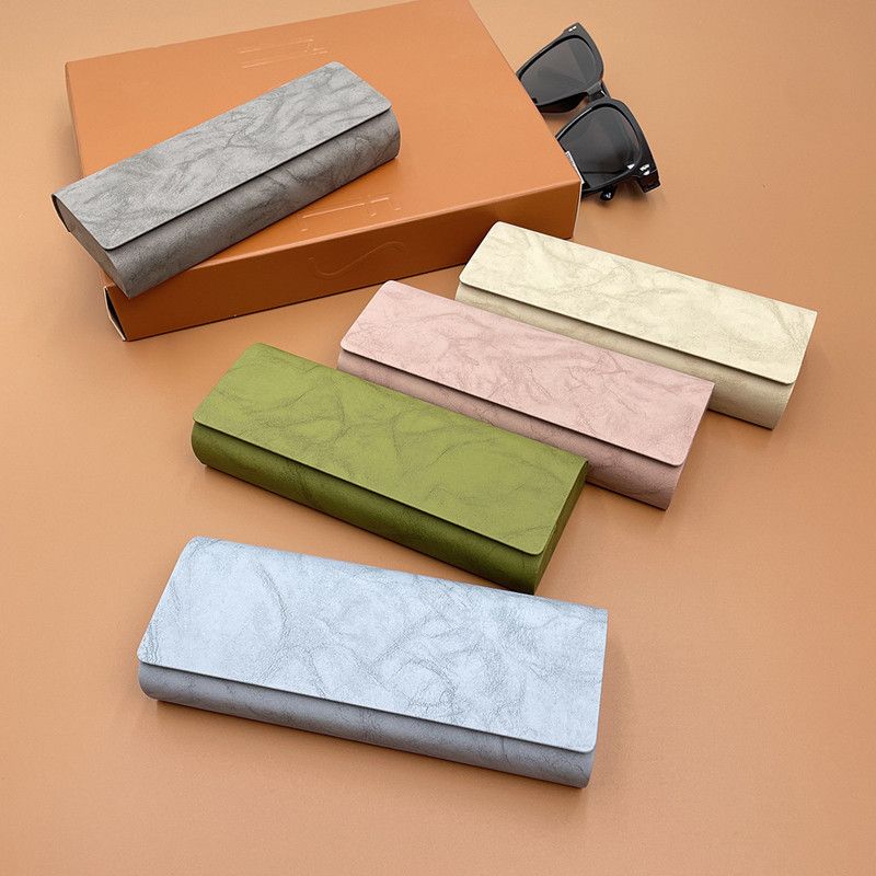 Fashion Magnetic Attraction Glasses Protector Case Durable Portable Protective Eye Glasses Case Eyewear Protective Case Unisex