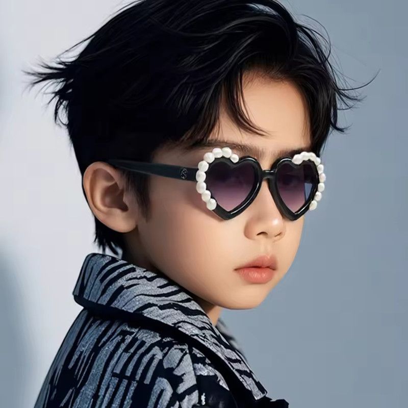 1PC Fashion Heart-Shaped Kids Sunglasses for Girls Princess UV Protection Children's Sun Glasses Trendy Design eyewear