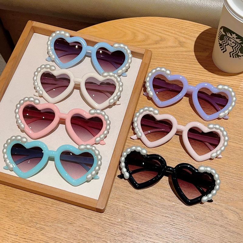 1PC Fashion Heart-Shaped Kids Sunglasses for Girls Princess UV Protection Children's Sun Glasses Trendy Design eyewear