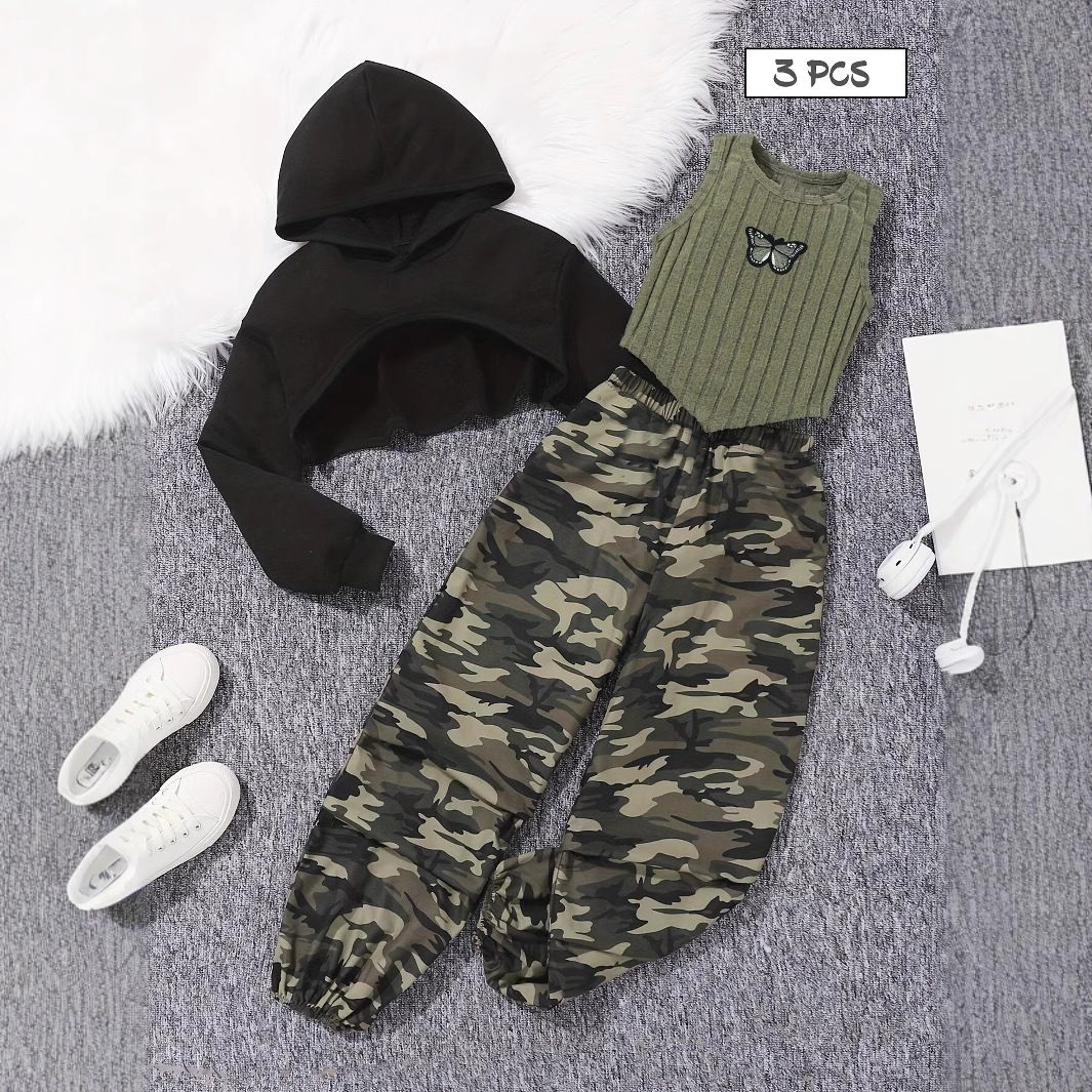 3-Piece Set(Top,Vest,Pants) Girls' Autumn/Spring 3-Piece Streetwear Set: Cropped Hoodie, Fleece-Lined Ribbed Vest with Butterfly Embroidery & Camo-Print Joggers