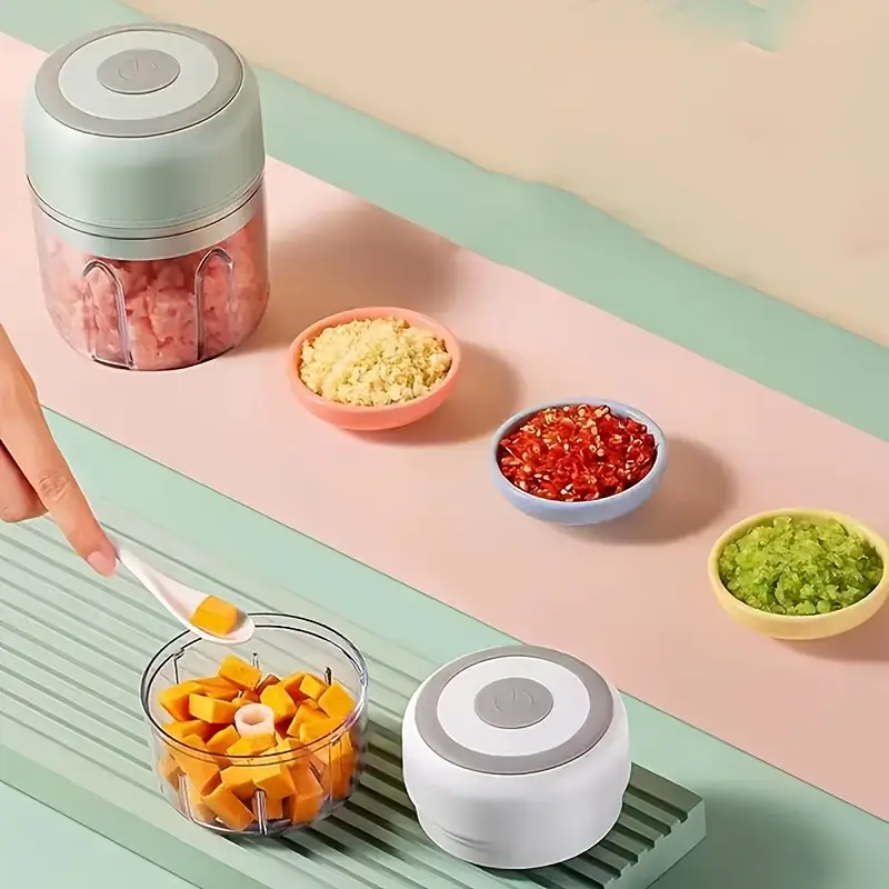USB-Powered Mini Electric Garlic Chopper & Meat Grinder 100/250ml | Durable Plastic Kitchen Gadget for Garlic, Ginger, and More, Compact Design for Easy Storage