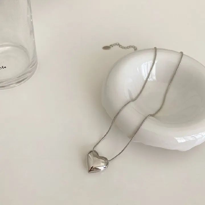 Women's Jewelry Women's Necklaces Heart Pendant Necklace Clavicle Chain Sweater chain