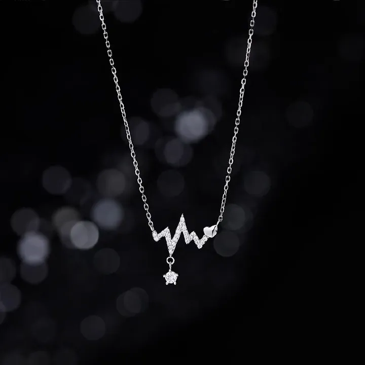 Women's Necklaces Romantic Heartbeat Necklace High-end clavicle chain Sweater Necklace