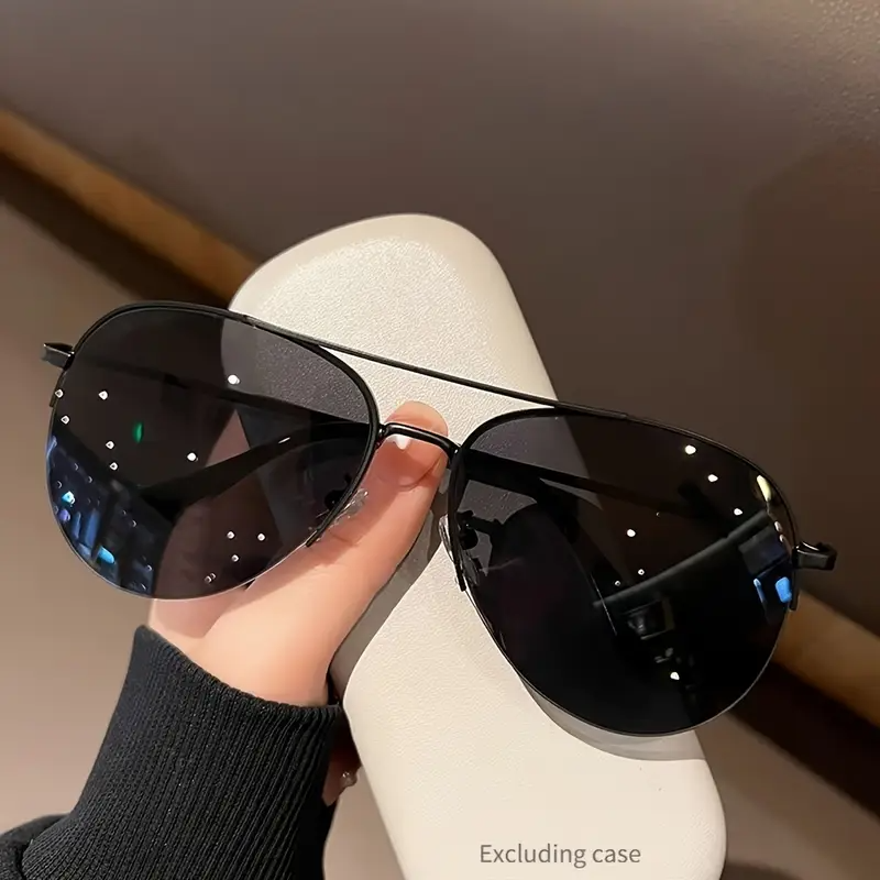 Fashion Glasses for Women Men Classic Frame Eyewear Fashion Glasses, Very Suitable for Shopping and Photo Props, Ideal for Decoration Women Men