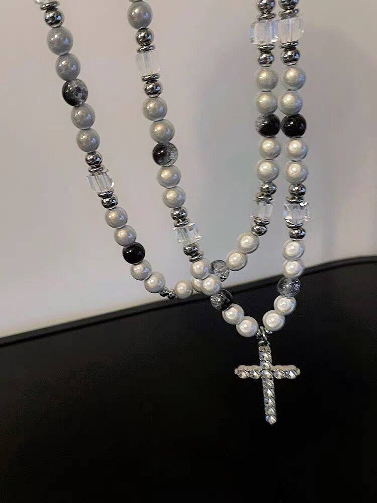 Reflective pearl splicing cross niche design collarbone chain titanium steel necklace men's European and American hip-hop style women's sweater chain