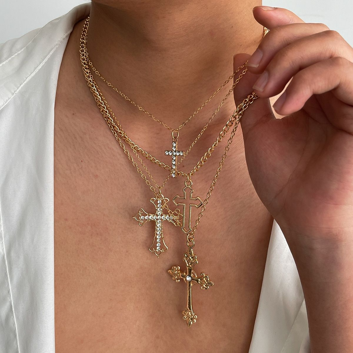 4pcs/set Shiny Zircon Cross Pendant Necklace Set for Women Vintage Crystal Cross Necklace Adjustable Long Chain Y2K Jewelry