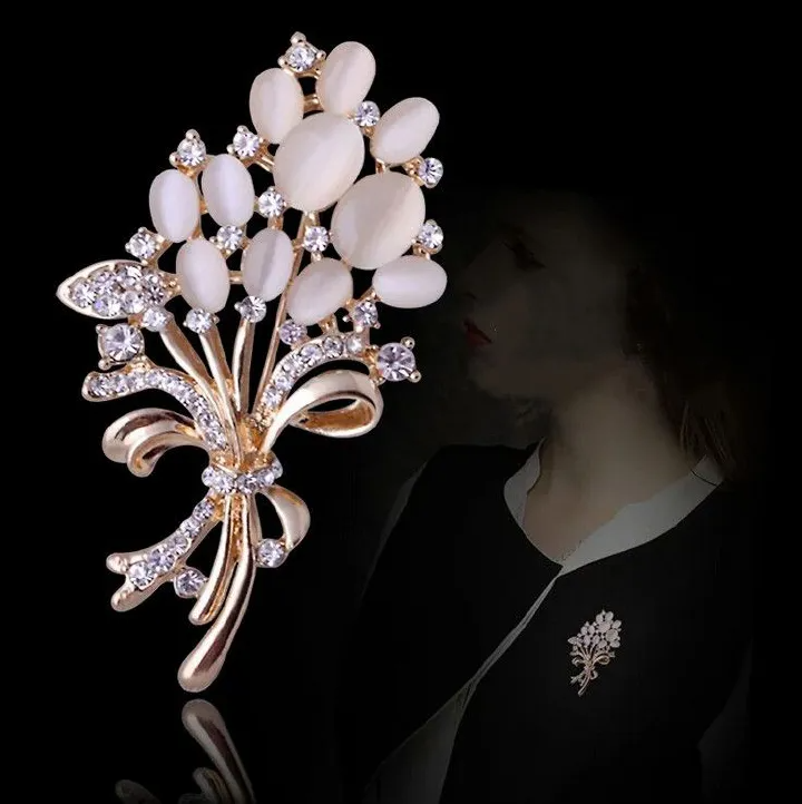 Fashionable Opal Stone Flower Brooch Pin Garment Accessories Birthday Gift Brooches For Women Rhinestone Brooch