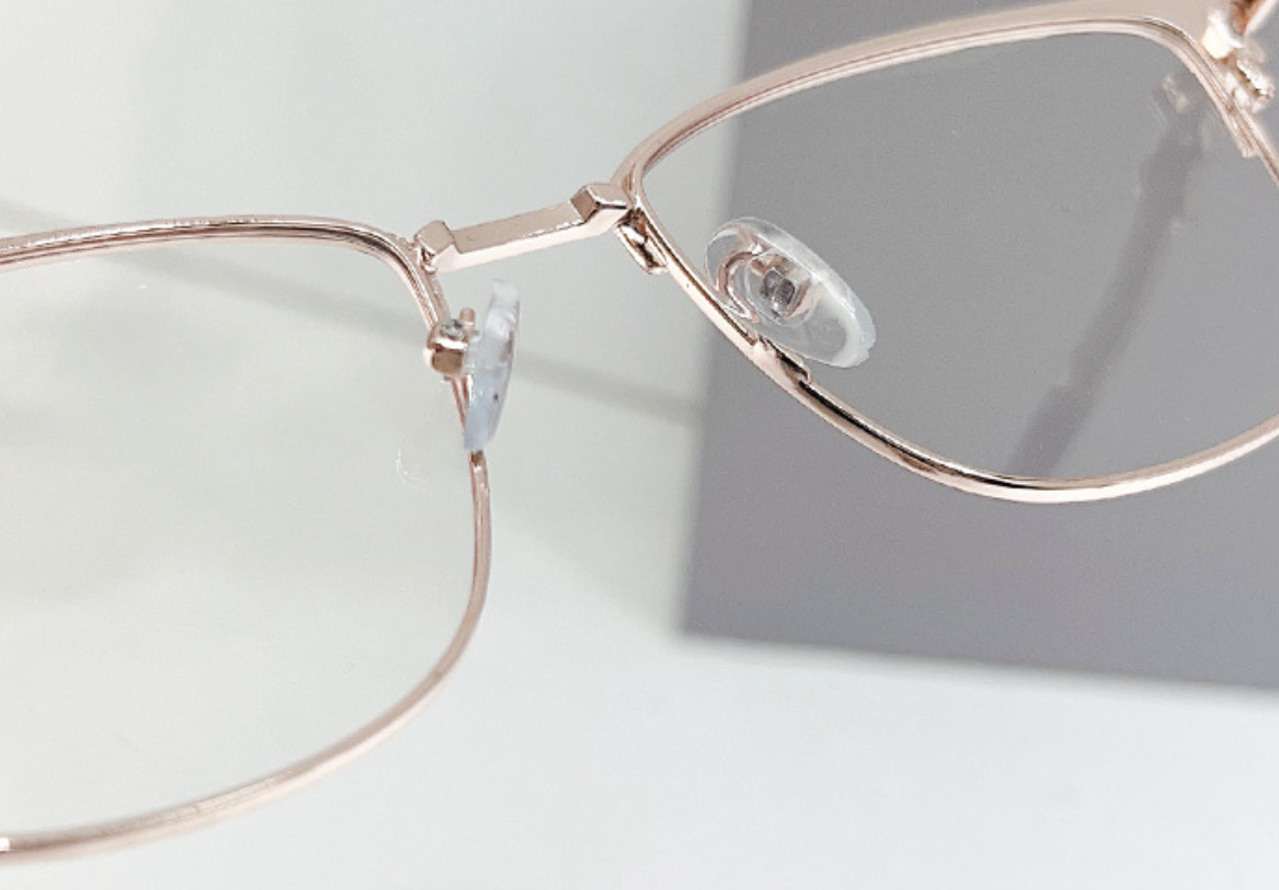 Hot Selling Fashion Metal Anti Blue Light Glasses Frame Luxury Crystal Cat Eye Female Eyeglasses Frames photochromic sunglasses