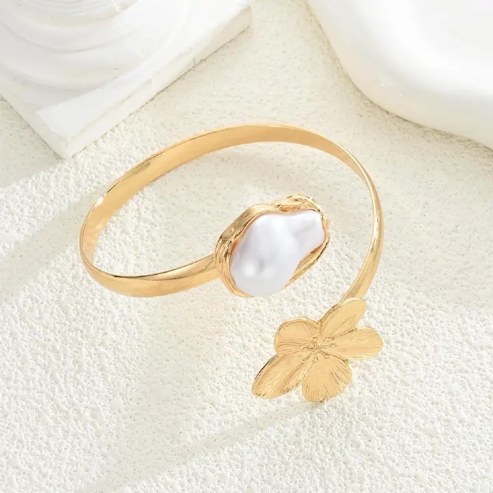 Elegant Retro Flower Bracelet Flower Special-Shaped Pearl Bracelet Opening Adjustable Hand Jewelry