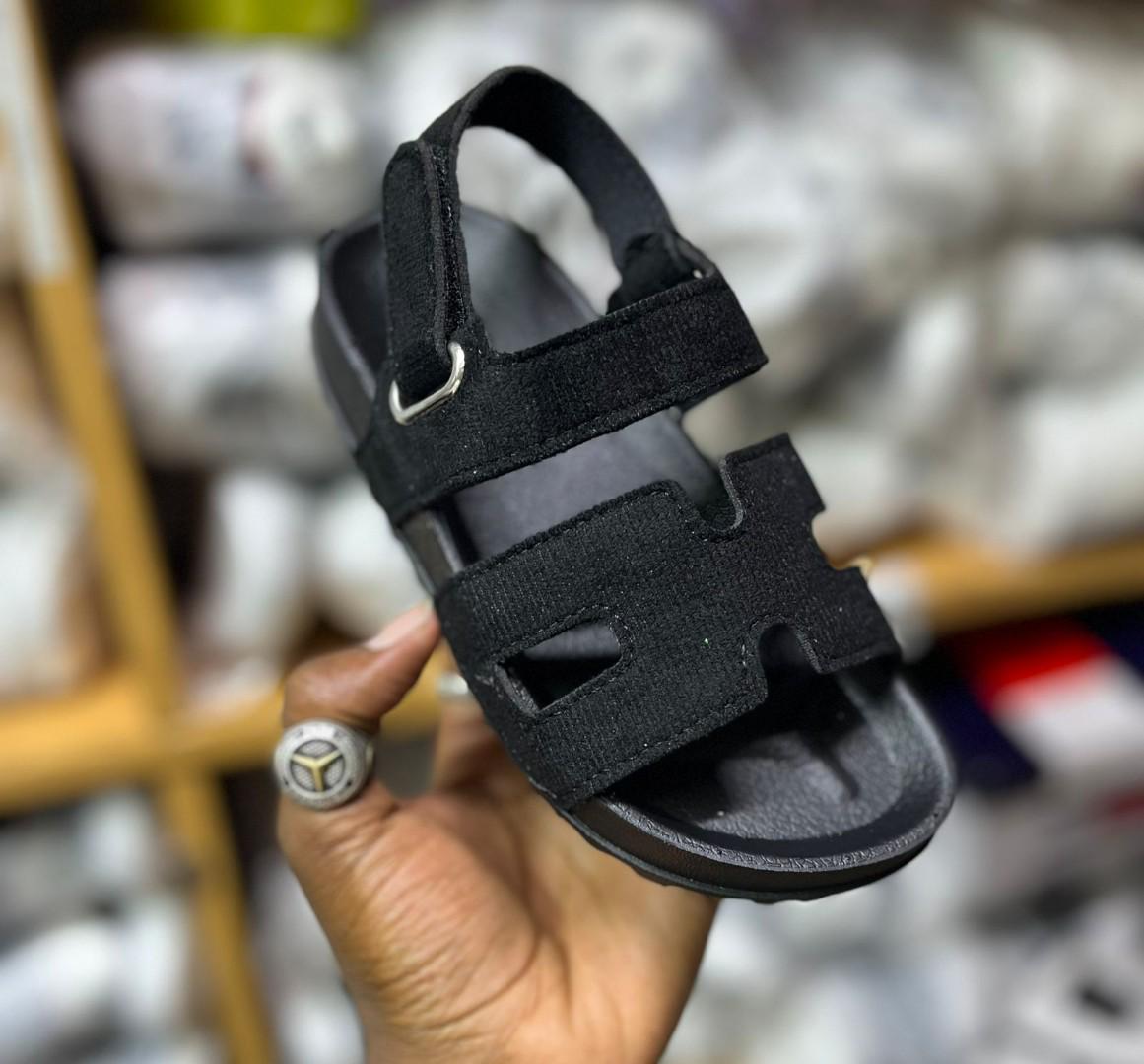KIDS OPEN SANDALS✅Kids open shoes, fashionable durable and suitable in all seasons. These open shoes are light and convenient for all kids age 13...15. they are high end quality.