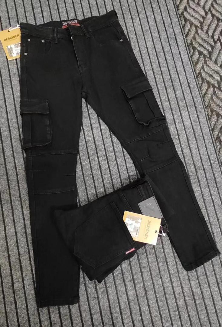 GREY MEN SIDE POCKET JEANS TROUSER ✅This men jeans trouser is a high end quality and slightly stretchy, it is durable and fashionable. It's a hard material jeans marking it's durability. It is flexibl