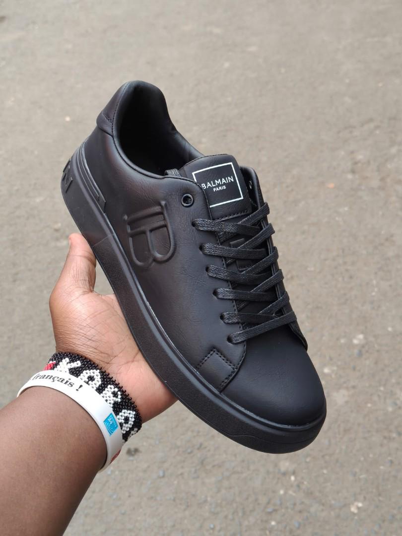 MEN LOW CUT SNEAKERS ✅These sneakers shoes are fashionable, suitable in all seasons and flexible with any outfit of your choice. They are both compatible for casual and official occasion. With a comfo