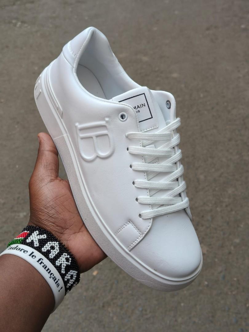 MEN LOW CUT SNEAKERS ✅These sneakers shoes are fashionable, suitable in all seasons and flexible with any outfit of your choice. They are both compatible for casual and official occasion. With a comfo