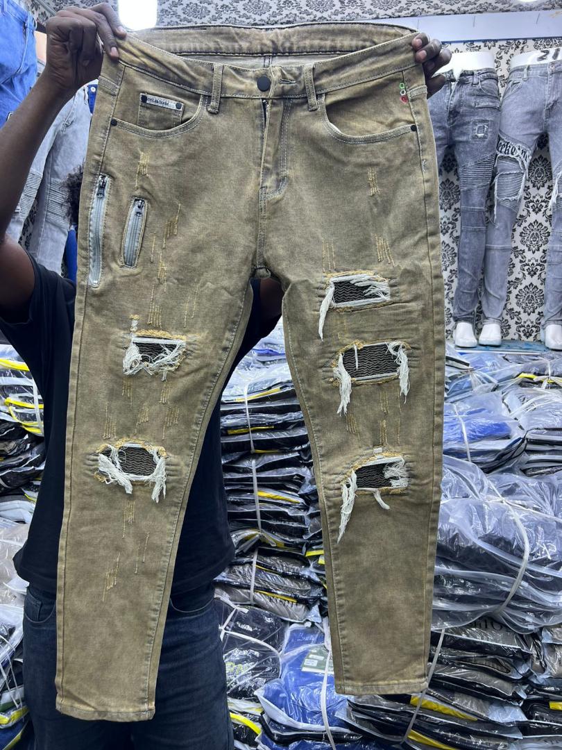 MEN 2026 RUGGED JEANS TROUSERS 🔥🔥These is the latest fashion ragged men jeans trousers, it's a high quality make non fading. It's durable and suitable in any occasion. It is slightly stretchy.