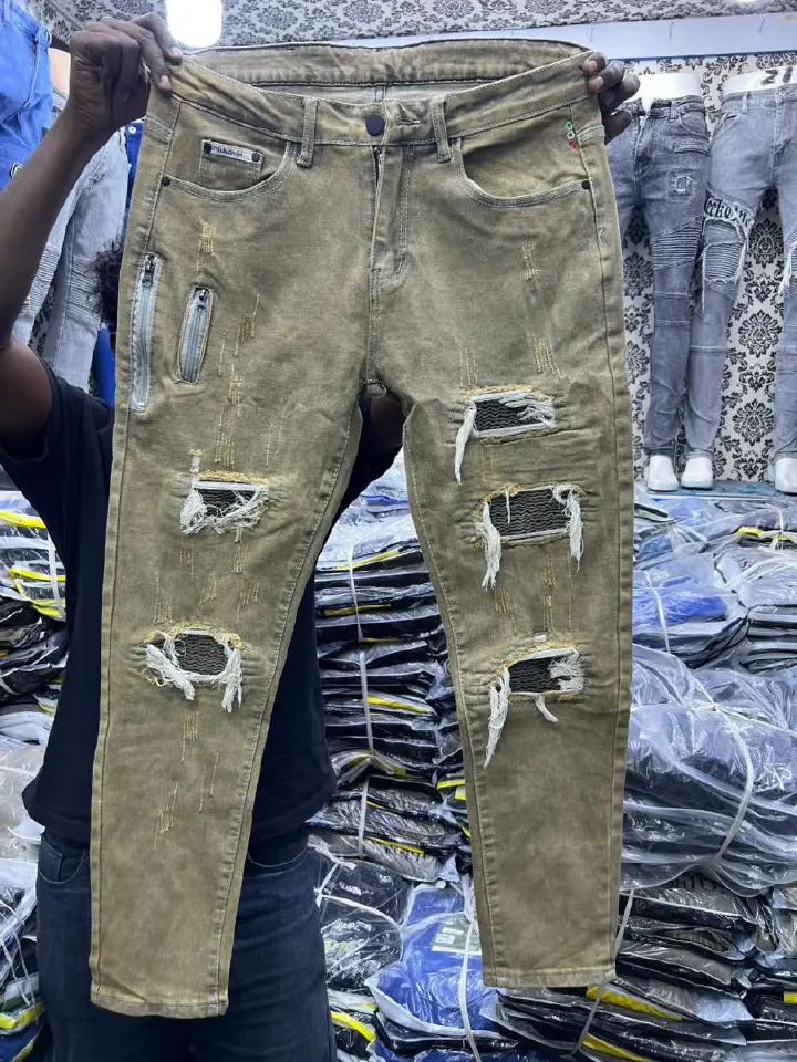 MEN 2026 RUGGED JEANS TROUSERS 🔥🔥These is the latest fashion ragged men jeans trousers, it's a high quality make non fading. It's durable and suitable in any occasion. It is slightly stretchy.