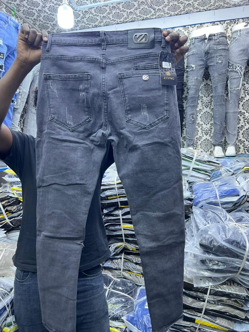 MEN 2026 RUGGED JEANS TROUSERS 🔥🔥These is the latest fashion ragged men jeans trousers, it's a high quality make non fading. It's durable and suitable in any occasion. It is slightly stretchy.