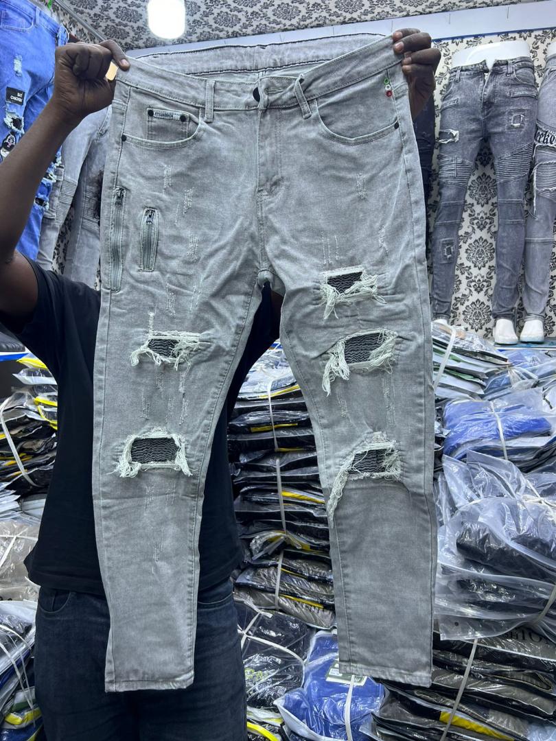 MEN 2026 RUGGED JEANS TROUSERS 🔥🔥These is the latest fashion ragged men jeans trousers, it's a high quality make non fading. It's durable and suitable in any occasion. It is slightly stretchy.