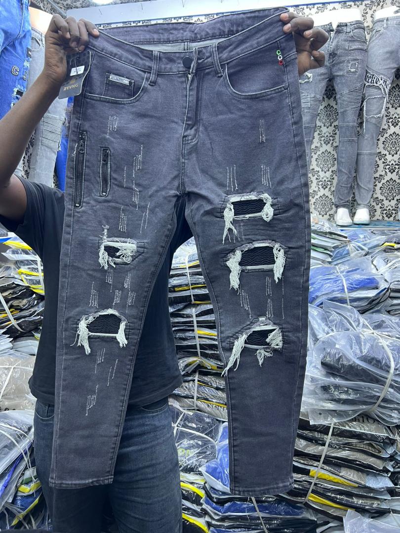 MEN 2026 RUGGED JEANS TROUSERS 🔥🔥These is the latest fashion ragged men jeans trousers, it's a high quality make non fading. It's durable and suitable in any occasion. It is slightly stretchy.