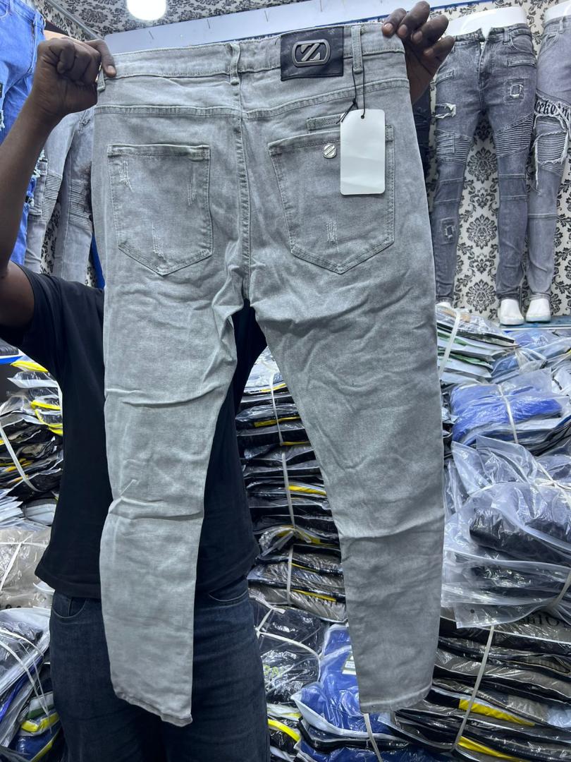 MEN 2026 RUGGED JEANS TROUSERS 🔥🔥These is the latest fashion ragged men jeans trousers, it's a high quality make non fading. It's durable and suitable in any occasion. It is slightly stretchy.