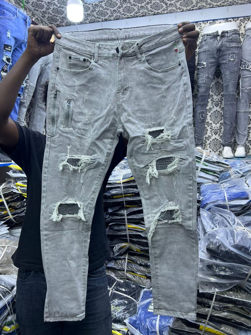 MEN 2026 RUGGED JEANS TROUSERS 🔥🔥These is the latest fashion ragged men jeans trousers, it's a high quality make non fading. It's durable and suitable in any occasion. It is slightly stretchy.