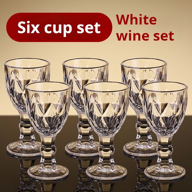 High-legged glass cups, with exquisite craftsmanship, transparent and delicate. Each box contains 6 cups.