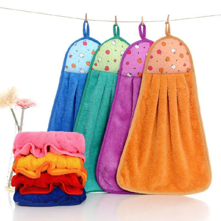Hanging hand - drying towel for kitchen, in color, with decorative patterns. Made of soft material. Can be hung in kitchens, bathrooms and other places for convenient hand - drying,  prac.