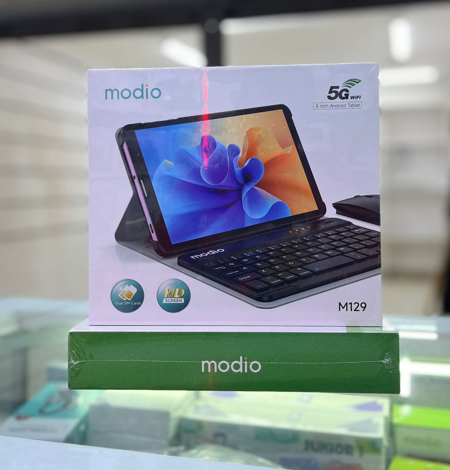 Modio M129 5G Tablet
8 GB Ram 512 GB Rom
With Keyboard & Mouse
