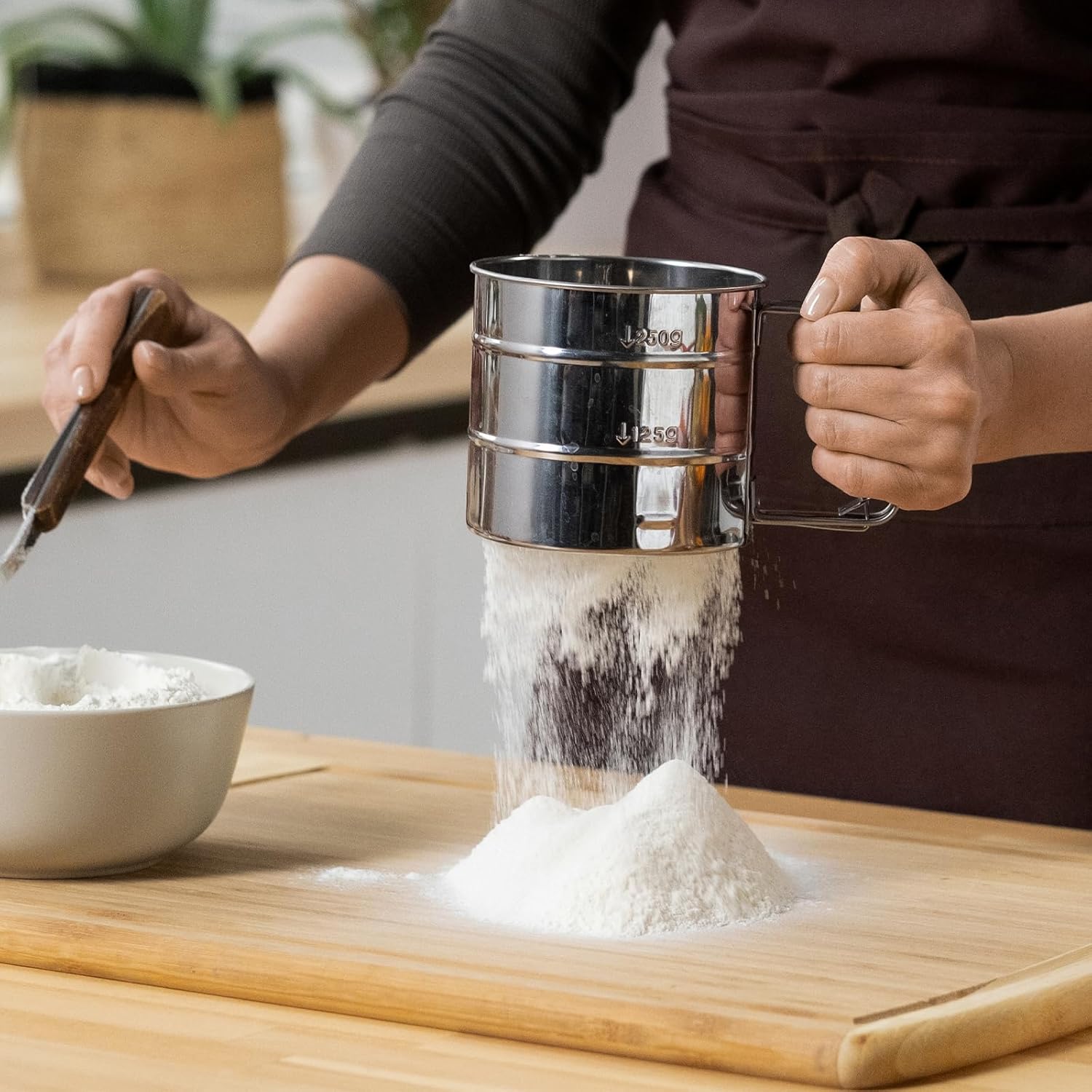 Baking Flour Sifter Double Layer Fine Mesh Powder Sugar Shaker Duster Handheld Stainless Steel Cake Flour Sieve Tool