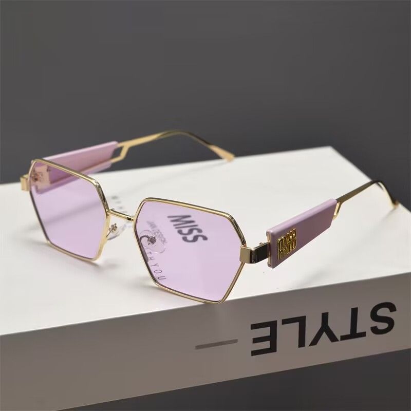 Fashionable polygonal sunglasses sunglasses women fashion street photography travel sunglasses